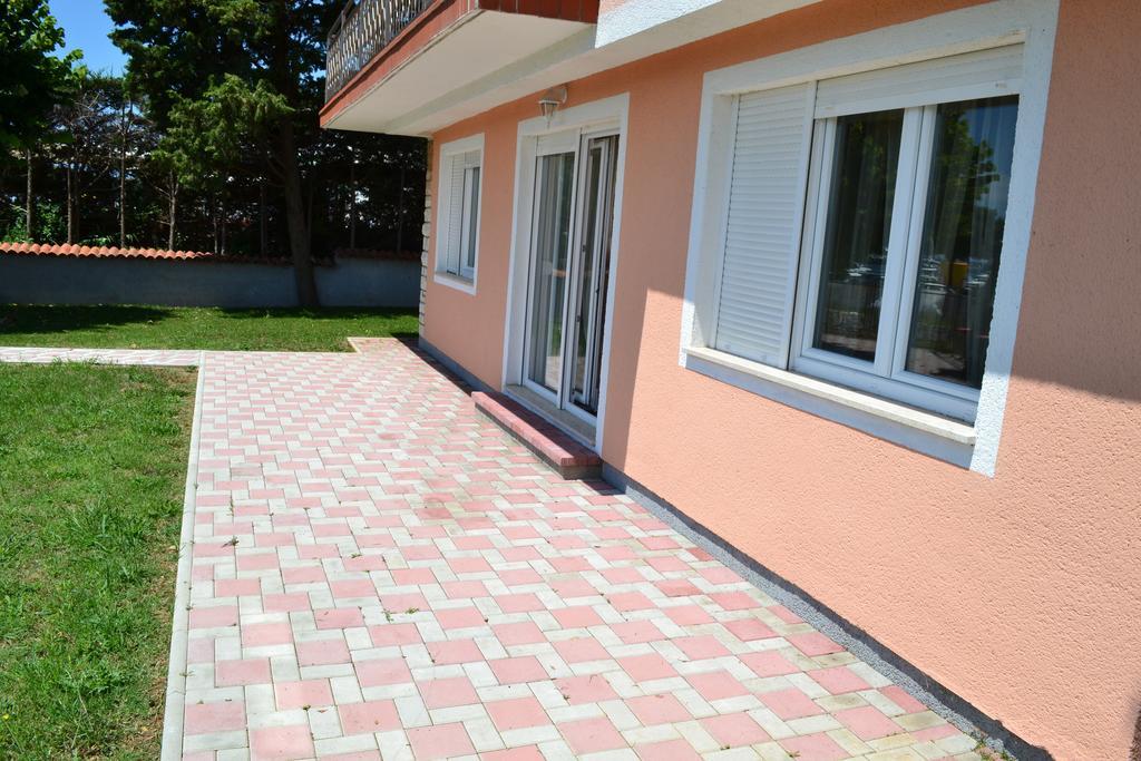 Apartments Lungomare Umag Habitación foto