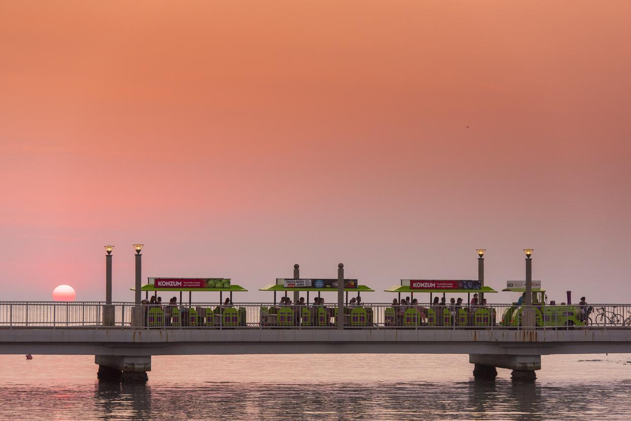 Apartments Lungomare Umag Exterior foto
